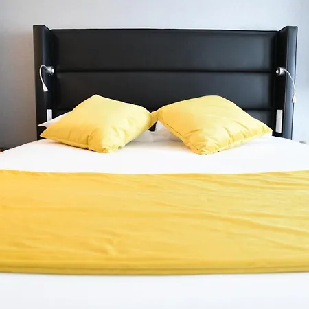 Hotel The Originals Boutique, 3*